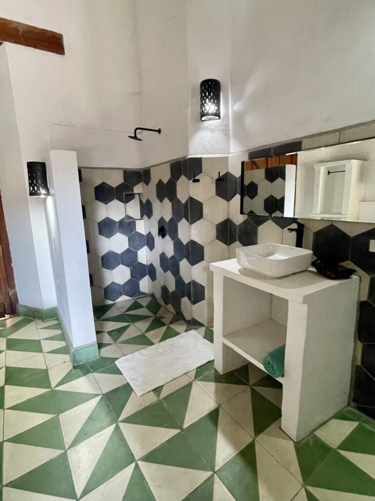 Modern design elements and colonial charm. Miskitu Casa Boutique Airbnb in Granada, Nicaragua. 